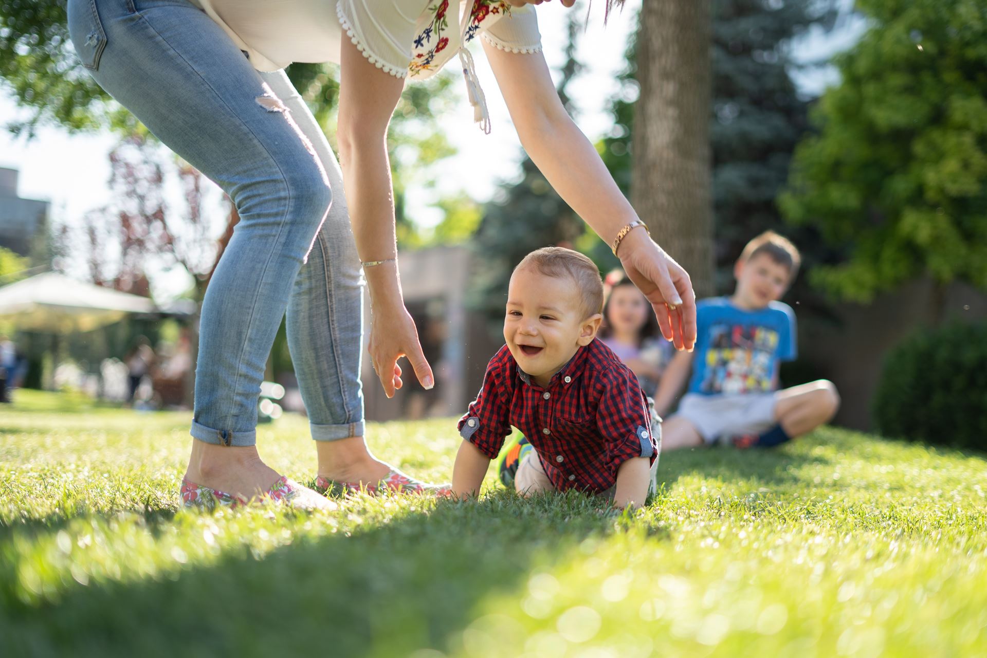 a mother planning with children